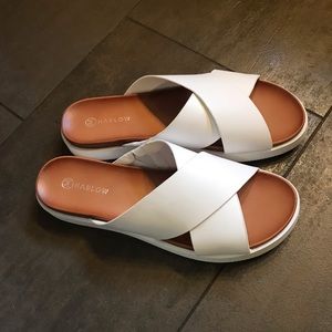 NWOT Harlow sandals, white, size 9